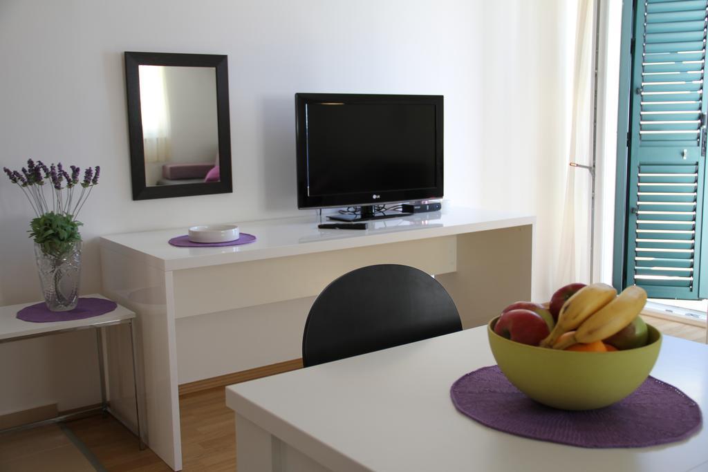 Apartments Stipe Plazibat フヴァル 部屋 写真